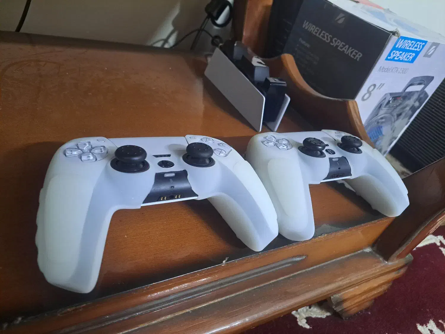 پلی استیشن ۵ اسلیم دیجیتال دو دسته و پایه شارژ|کنسول، بازی ویدئویی و آنلاین|برخوار, |دیوار