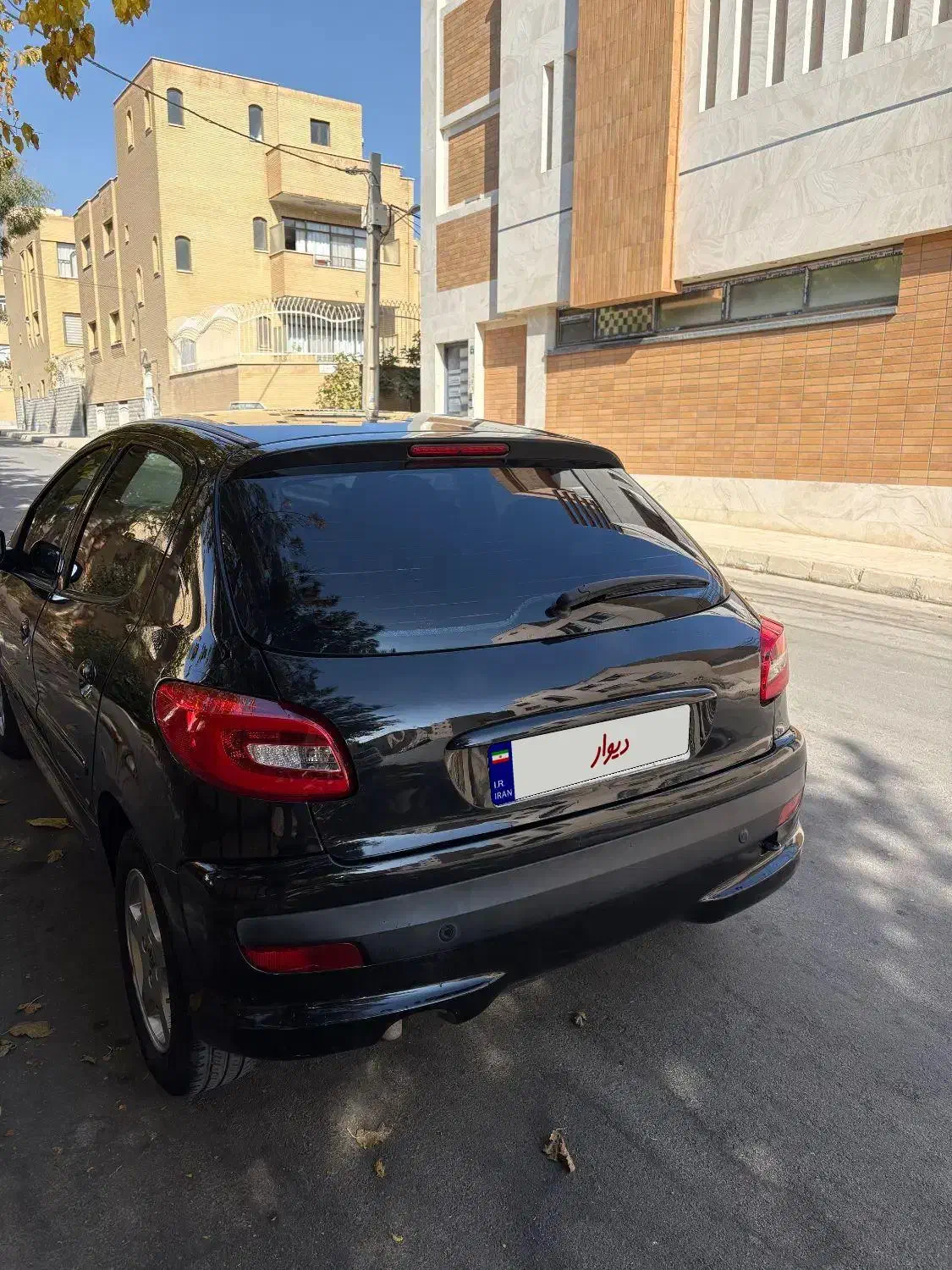 207 اتوماتیک مدل ۹۷|خودرو سواری و وانت|اصفهان, سپاهان‌شهر|دیوار