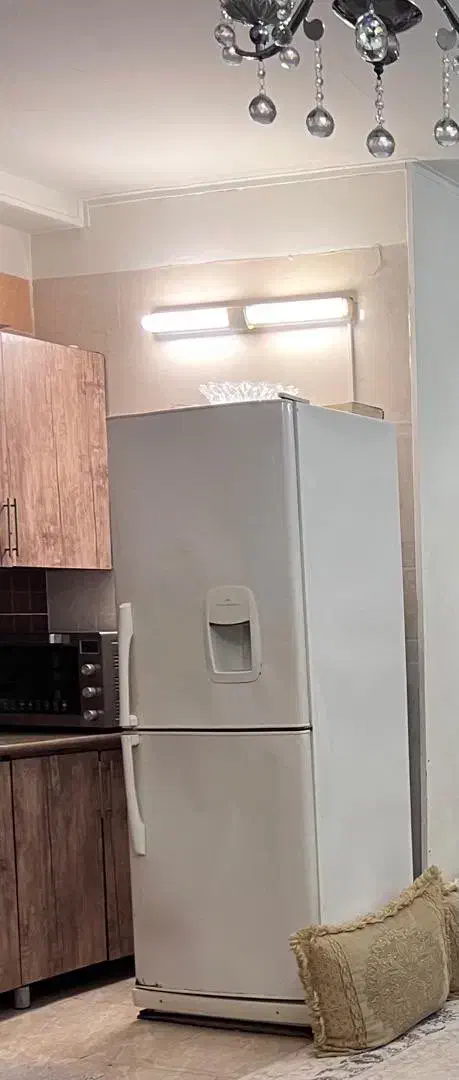 فروشی فوری یخچال و میز. بر تلویزیونی|یخچال و فریزر|بندر کنگان, |دیوار