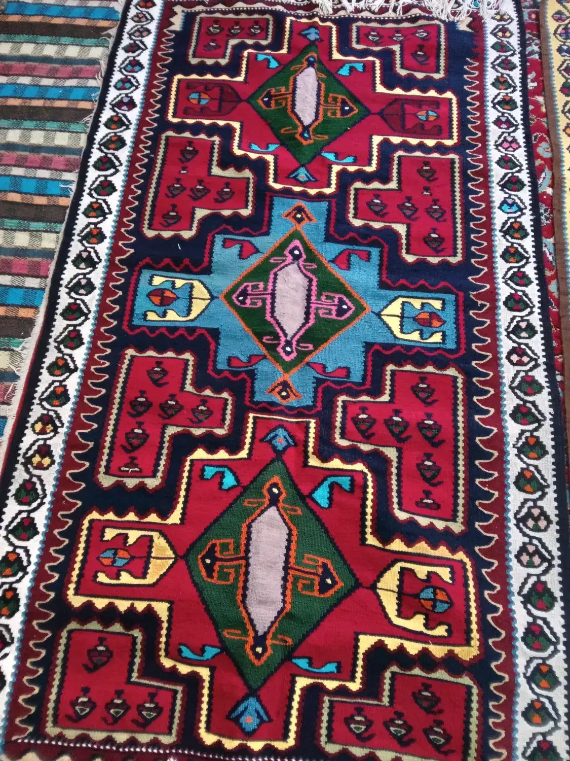 گلیم طرح قدیمی|گلیم، جاجیم، گبه|عنبران, |دیوار