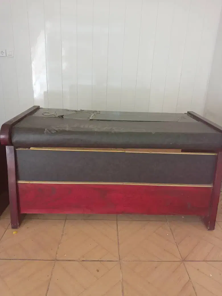 میز مدیر|مبلمان اداری|گنبد کاووس, |دیوار