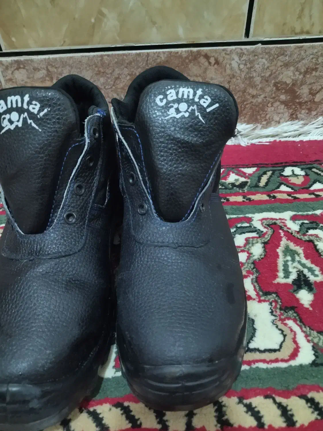 کفش ایمنی|کیف، کفش، کمربند|دهدشت, |دیوار