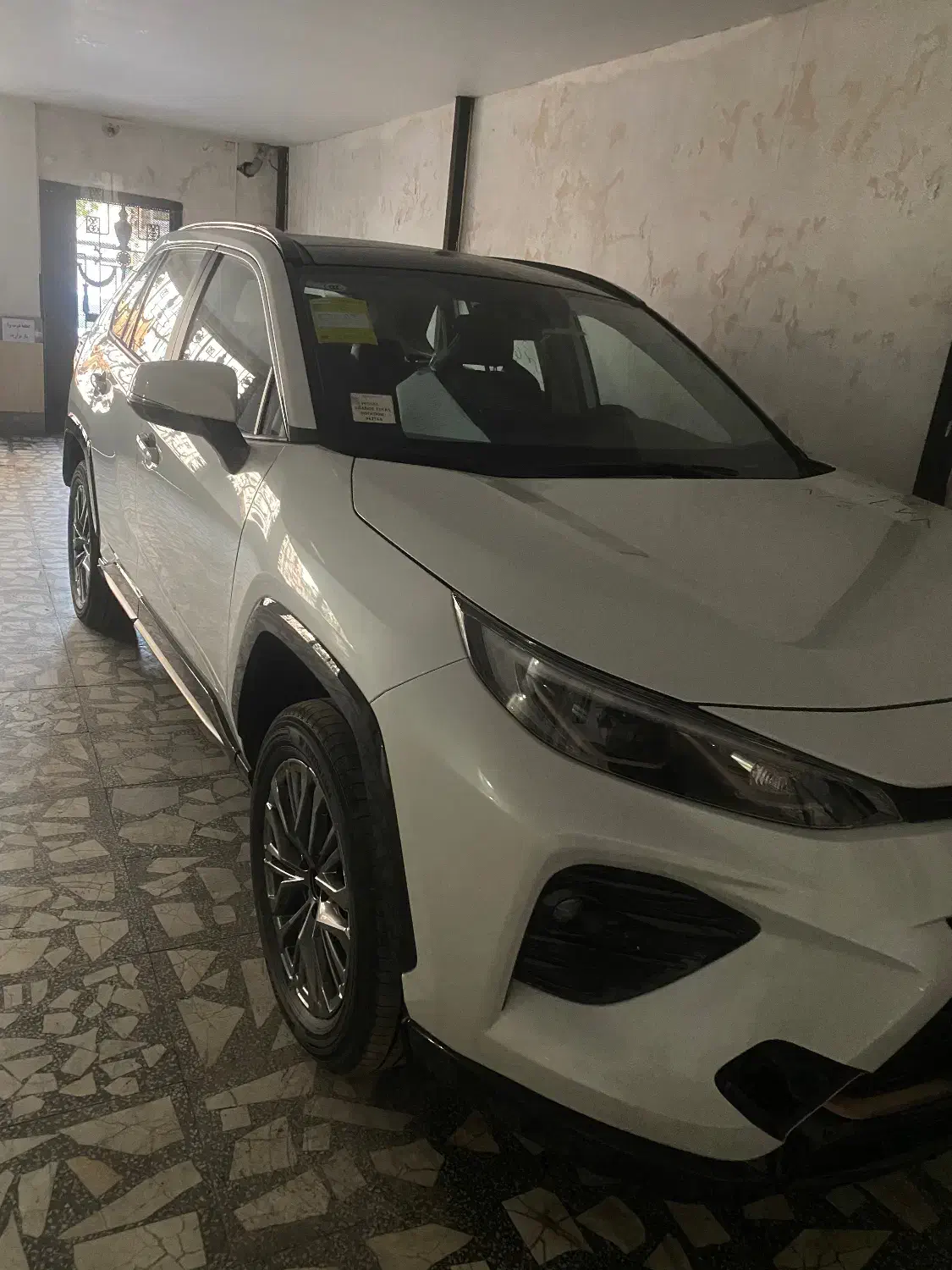 تویوتا وایلندر صفر خشک|خودرو سواری و وانت|رشت, لاکان|دیوار