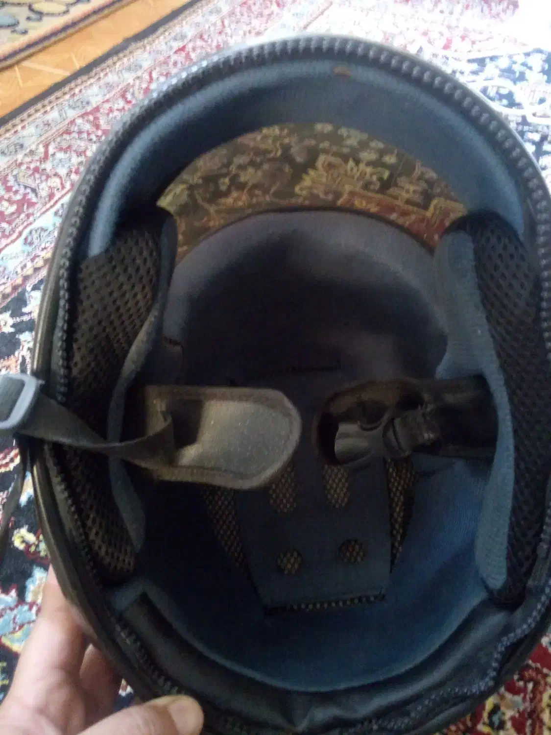 کلاه ایمنی|کیف، کفش، کمربند|مراغه, |دیوار