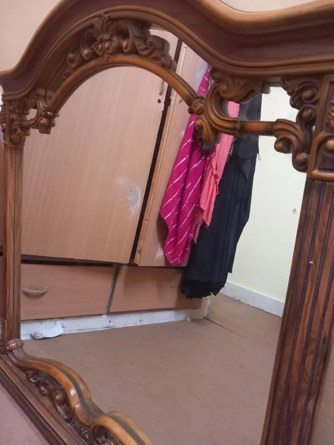 آینه|بوفه، ویترین، کنسول|قم, نیروگاه|دیوار