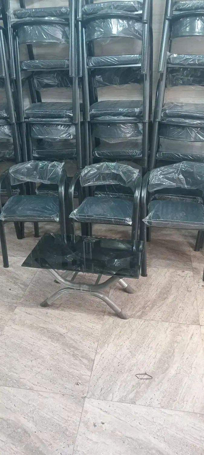 تولید و پخش انواع صندلی انتظار و جلو مبلی|صندلی و نیمکت|قدس, شهر‌قدس|دیوار