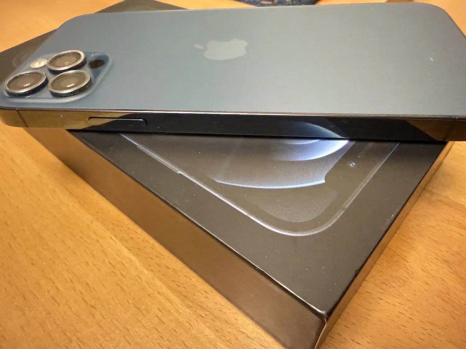 Apple iPhone 12 Pro ZAA 512|موبایل|تهران, نیلوفر|دیوار