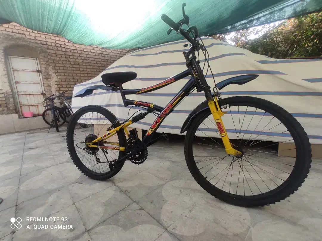 سلام تعدادی دوچرخه سایز کوچک بزرگ|دوچرخه، اسکیت، اسکوتر|شیراز, شهرک گلها|دیوار
