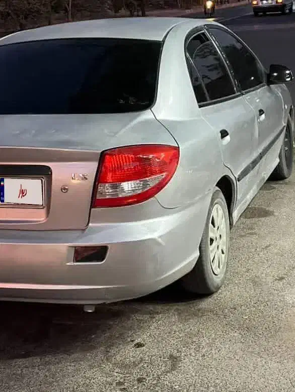 ریو۸۵|خودرو سواری و وانت|زرند, |دیوار