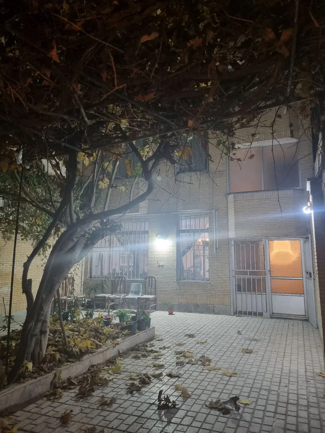 فروش مسکونی،خانه و ویلا|فروش خانه و ویلا|مشهد, چهارباغ|دیوار