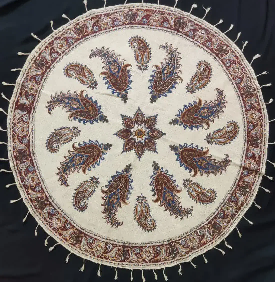 صنایع دستی اصفهان (سفره و رومیزی قلمکاری)|سفره، حوله، دستمال آشپزخانه|تهران, جوادیه|دیوار