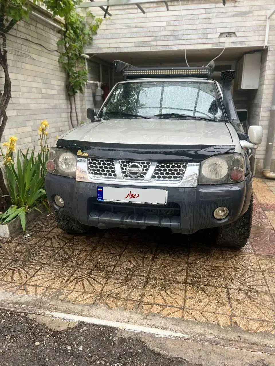 رونیز 83 بی رنگ|خودرو سواری و وانت|سنندج, |دیوار