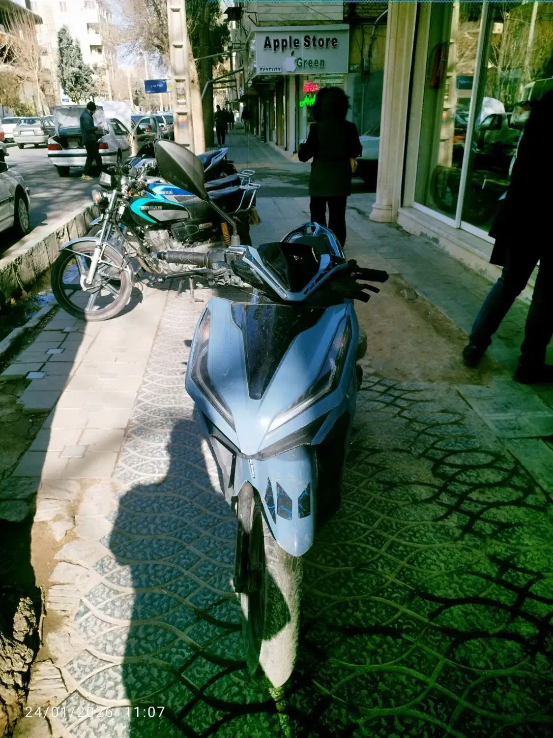 طرح کلیک مدل ۱۴۰۰|موتورسیکلت|پیشوا, |دیوار