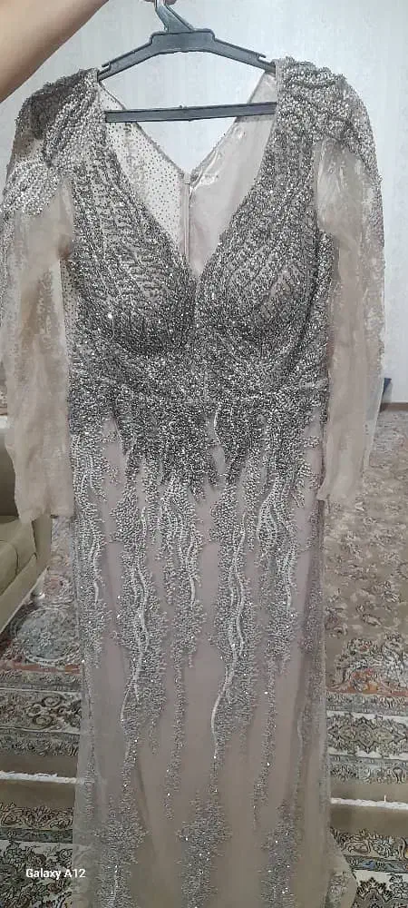 لباس مجلسی|لباس|خاوران, |دیوار