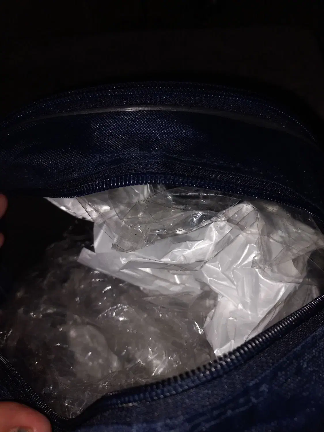 کیف مدرسه نوی نو|کیف، کفش، کمربند|رشت, چمارسرا|دیوار