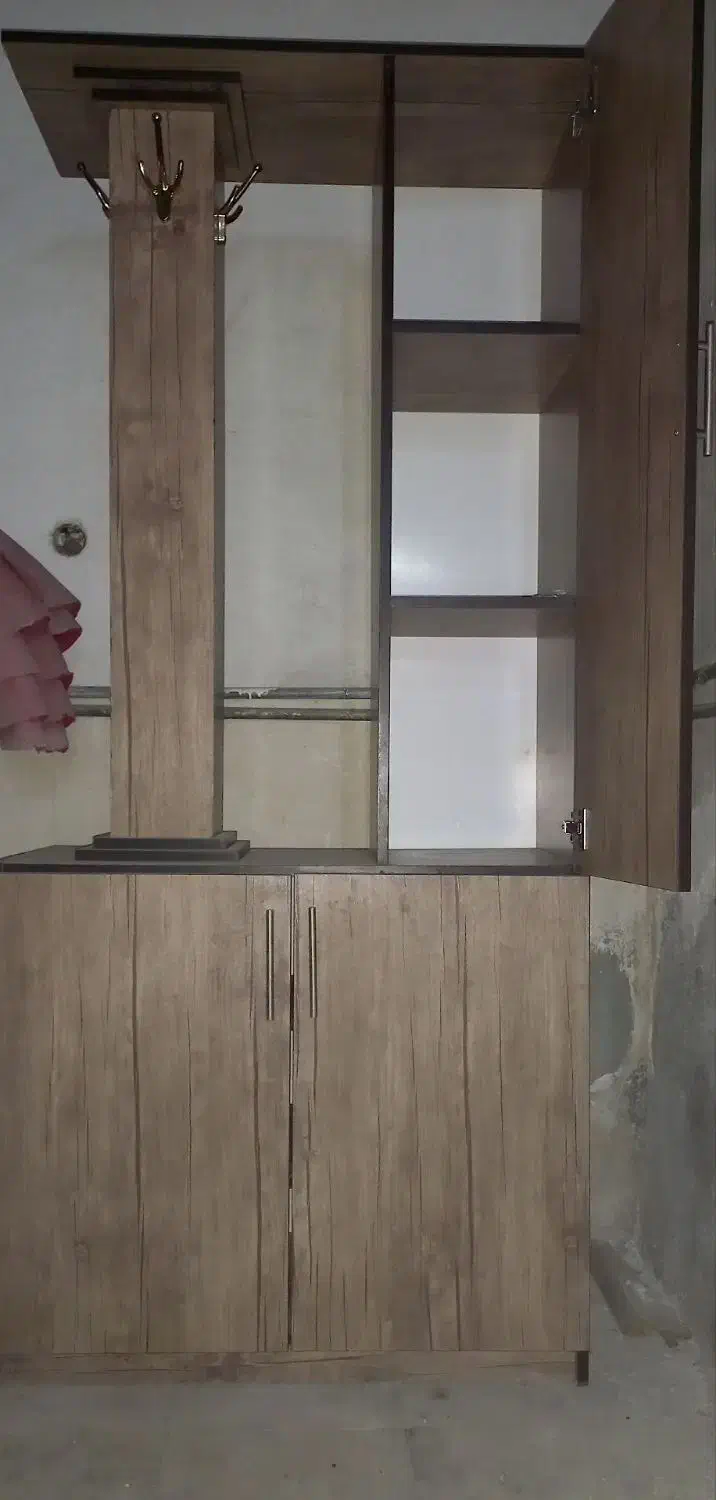 جاکفشی|جاکفشی، کمد، دراور|نیشابور, شهید جعفری|دیوار