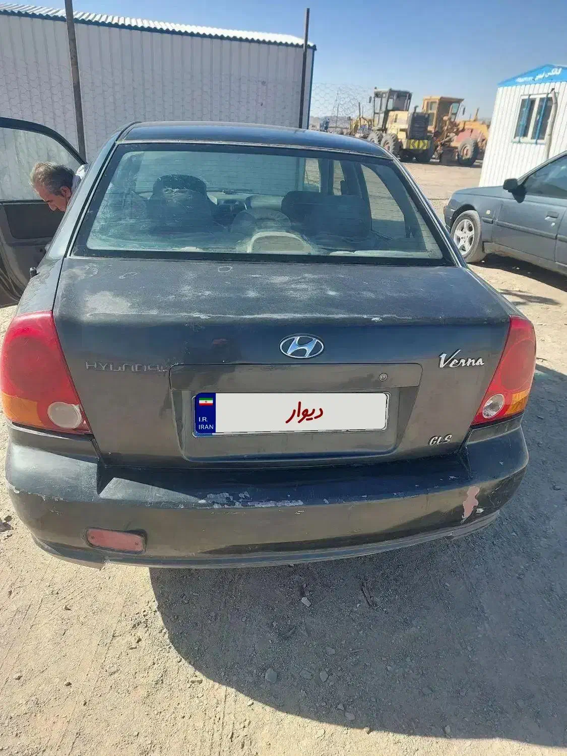 سواری ورنا|خودرو سواری و وانت|زاهدان, |دیوار