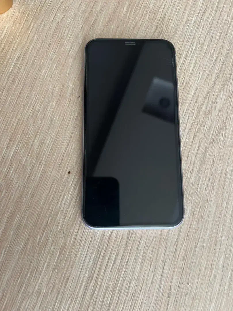 فروش گوشی آیفون ۱۱ خیلی نو|موبایل|اصفهان, بهارستان|دیوار