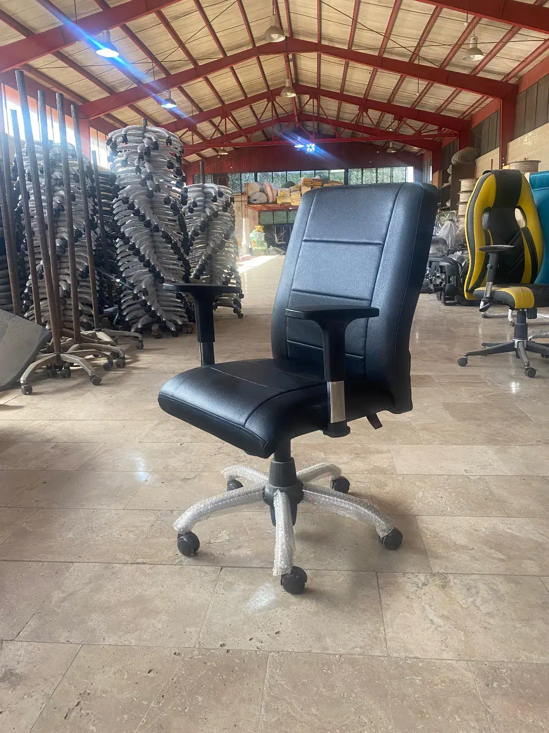 استخدام خیاط نیمه ماهر|استخدام صنعتی، فنی، مهندسی|باغستان, |دیوار