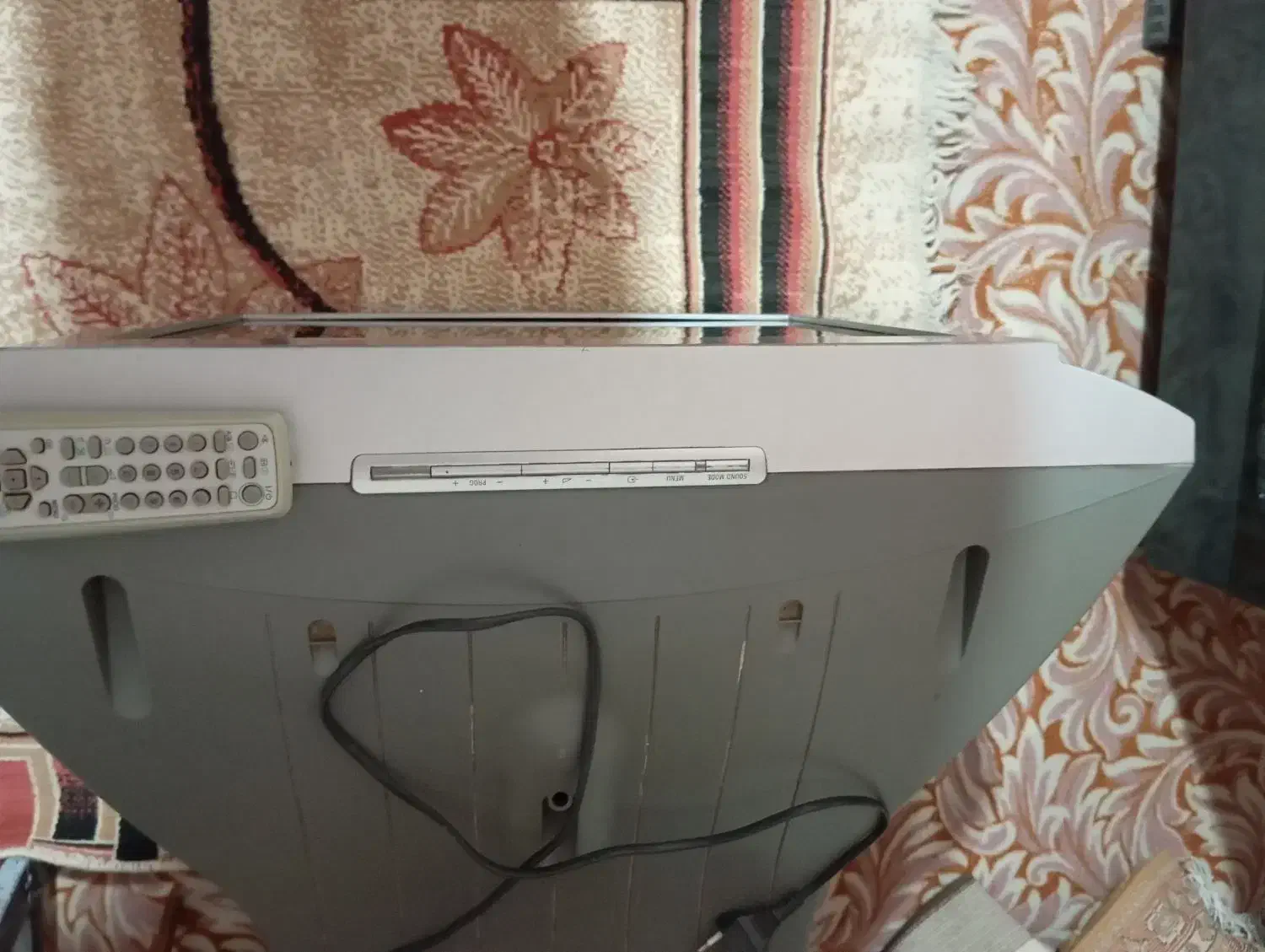 تلویزیون همراه با کنترل|تلویزیون و پروژکتور|مشهد, پنجتن|دیوار