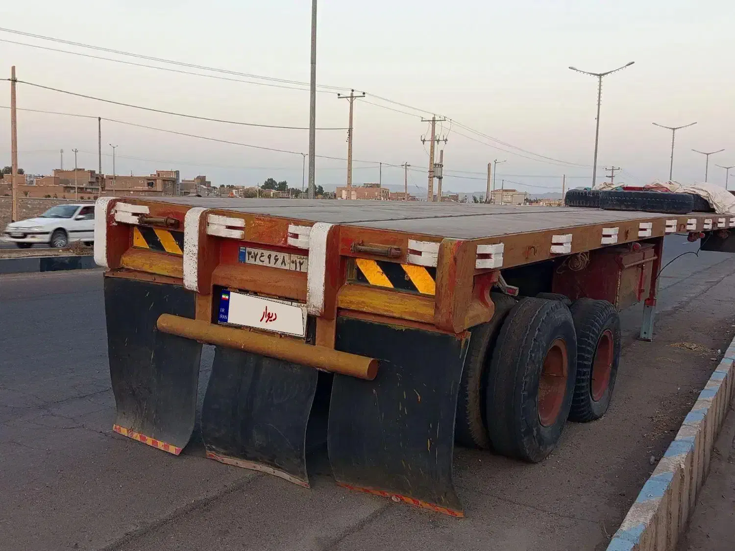 کفی تریلی جفت سنگ کش|خودرو سنگین|نهبندان, |دیوار