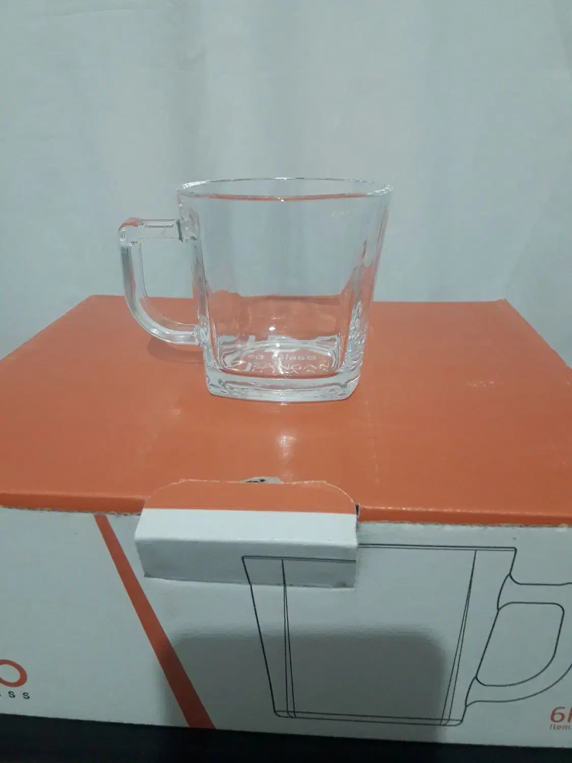 استکان جدید ۴دست|ظروف نگهدارنده، پلاستیکی، یک‌بارمصرف|اردبیل, |دیوار