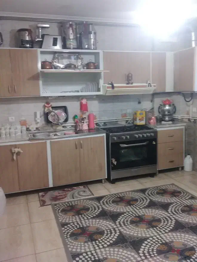 آپارتمان طبقه اول حیاط دار دربست پشت بام در اختیار|فروش آپارتمان|تربتحیدریه, آغوی|دیوار