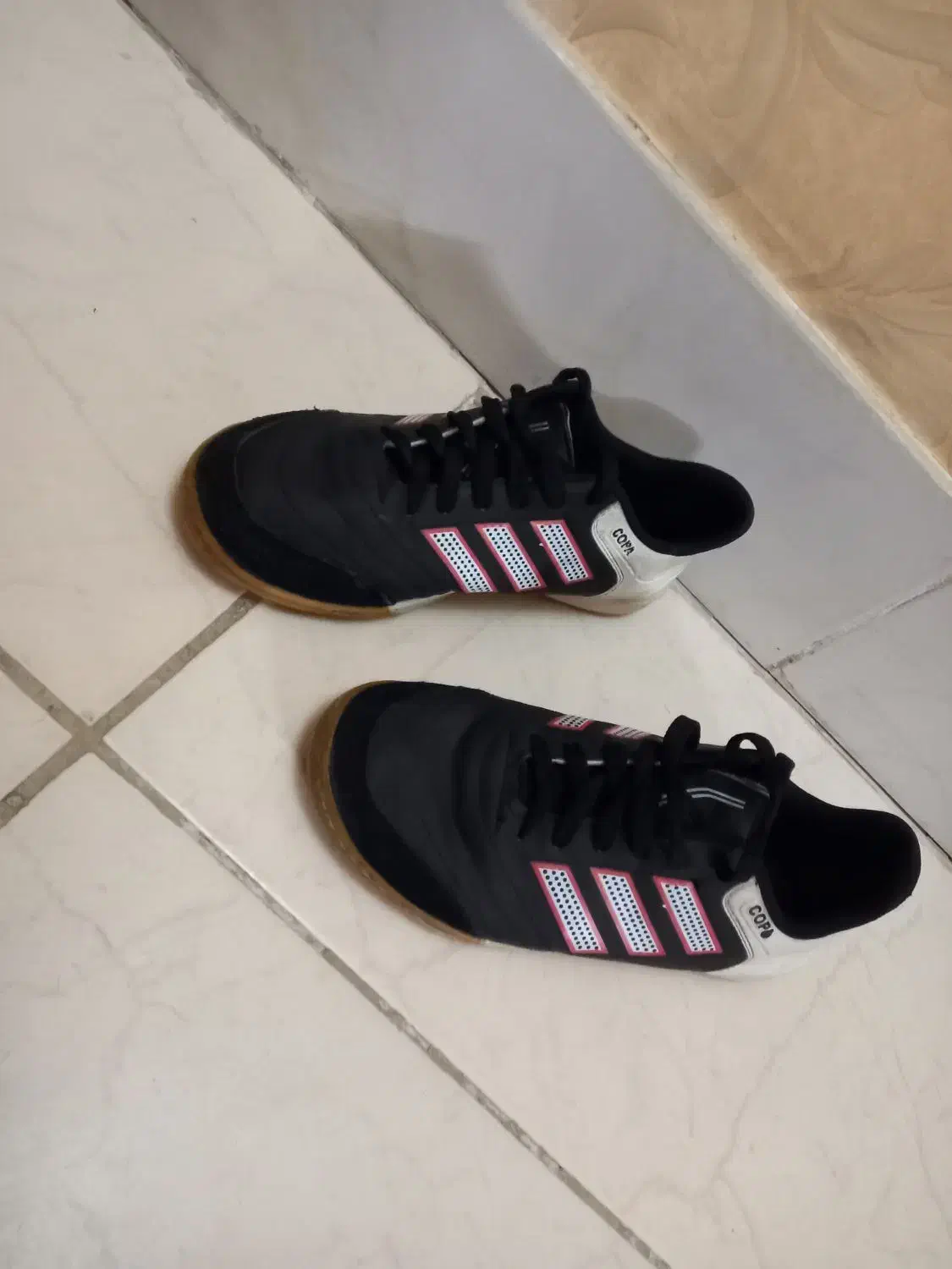 کفش ورزشی سایز ۴۱ نو نو|کیف، کفش، کمربند|سمنان, |دیوار