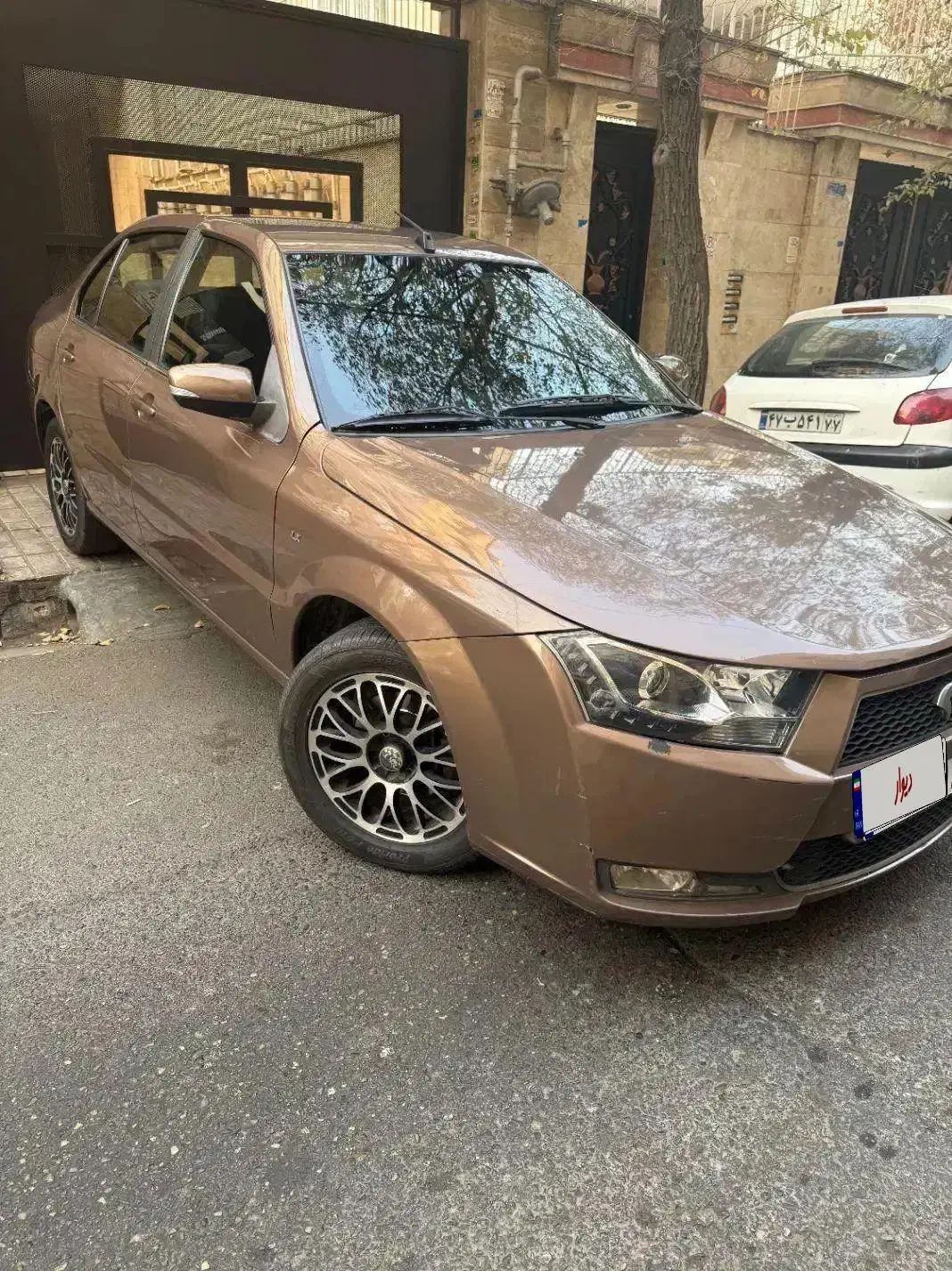 دنامدل ۹۵ تیپ ۲ ابنوس قهوه ای بدون رنگ|خودرو سواری و وانت|تهران, شمس‌آباد|دیوار