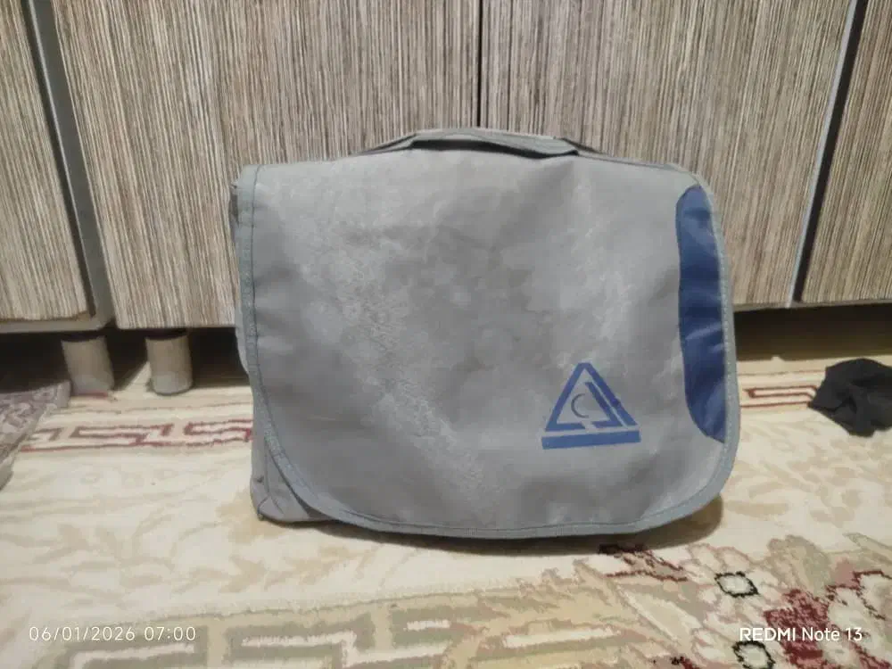 کیف ابزار پیدا شده|اشیا|اهواز, کوی باهنر|دیوار