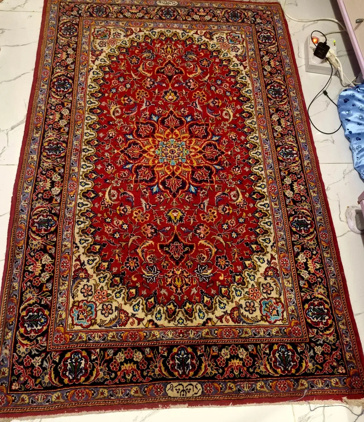 فرش دستی طرح لاکی|فرش|کرج, ساماندهی|دیوار