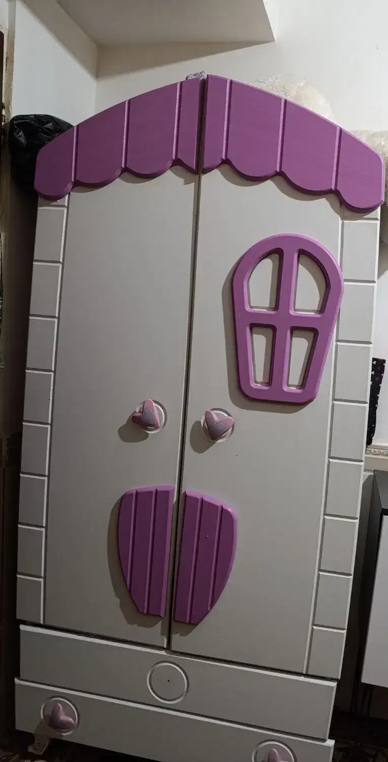 فروش فروشی کمد و ویترین بچه|اسباب و اثاث بچه|رباط‌کریم, الارد|دیوار