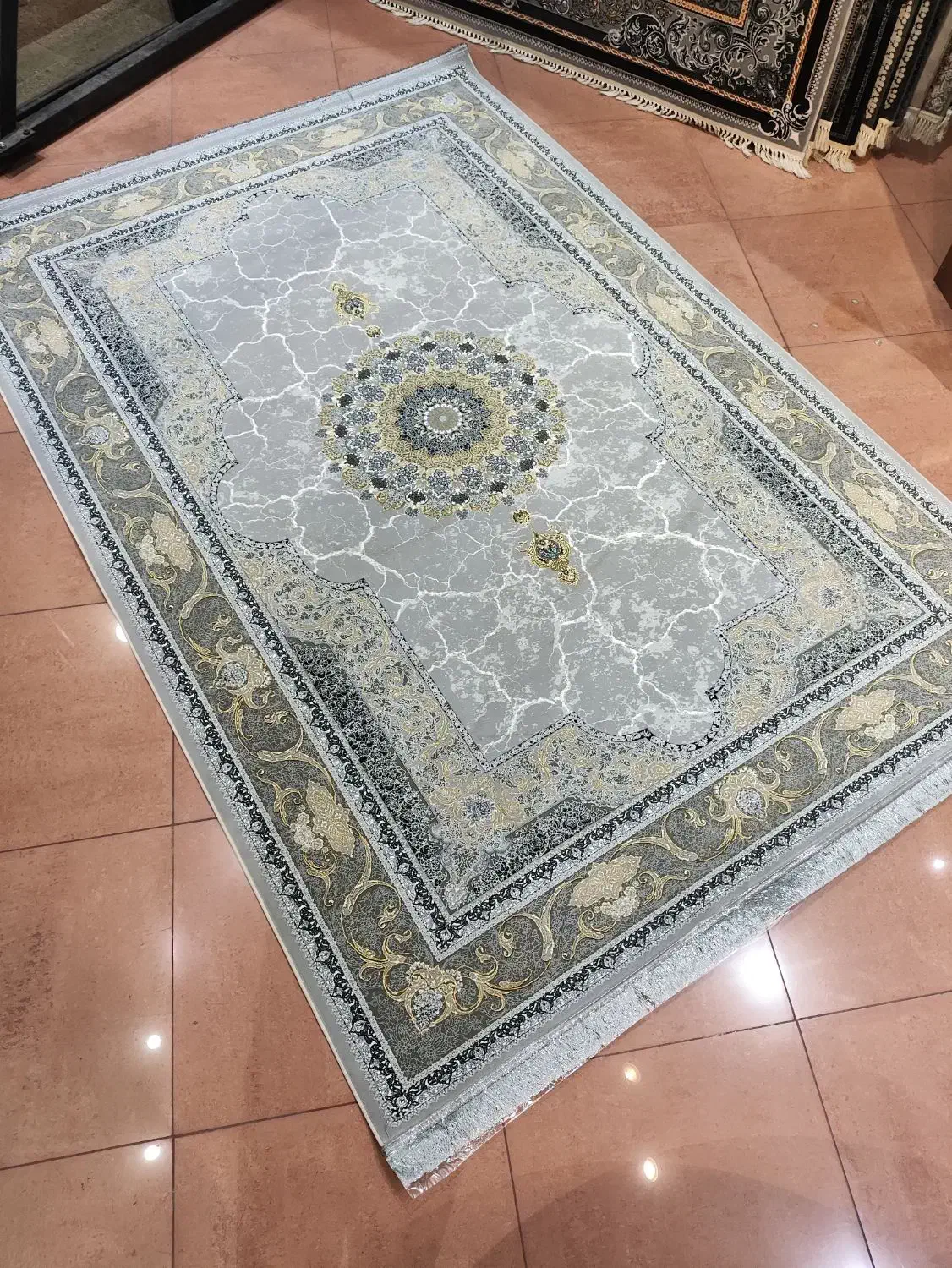 ۱۲۰۰ شانه برجسته طرح کویر زیر قیمت|فرش|ارومیه, |دیوار