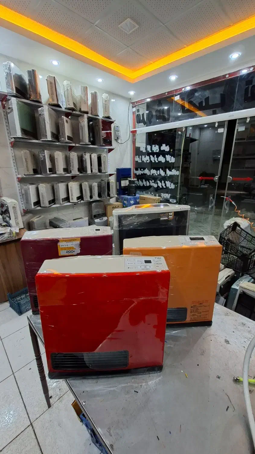 بخاری استوک ژاپنی ۴ هزار|بخاری، هیتر، شومینه|فرخ‌شهر, |دیوار