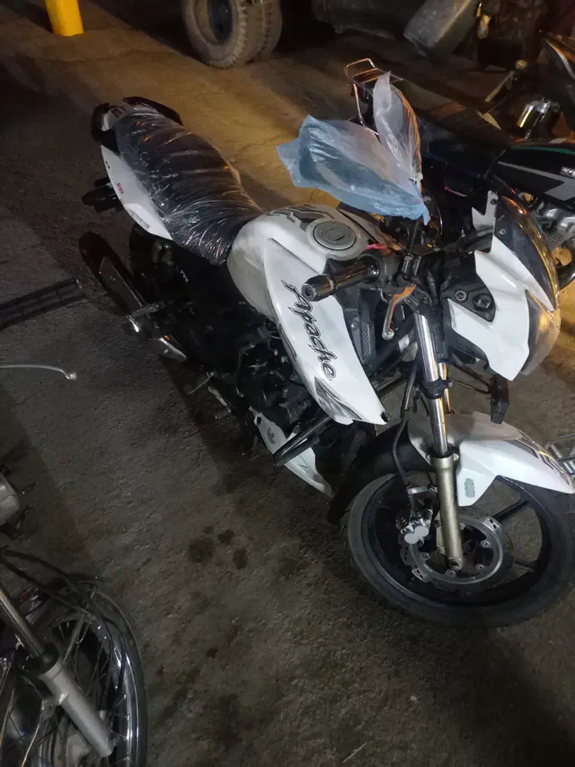 آپاچی 94سفید|موتورسیکلت|تهران, شهرک رضویه|دیوار