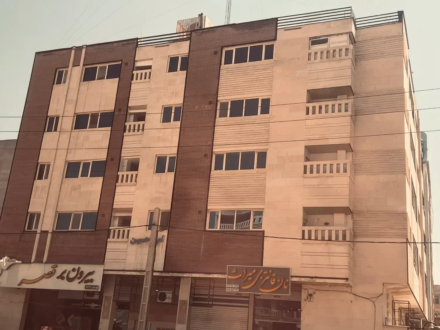 فروش آپارتمان سه خوابه لوکشین عالی|فروش آپارتمان|شیراز, شهرک فرزانگان|دیوار
