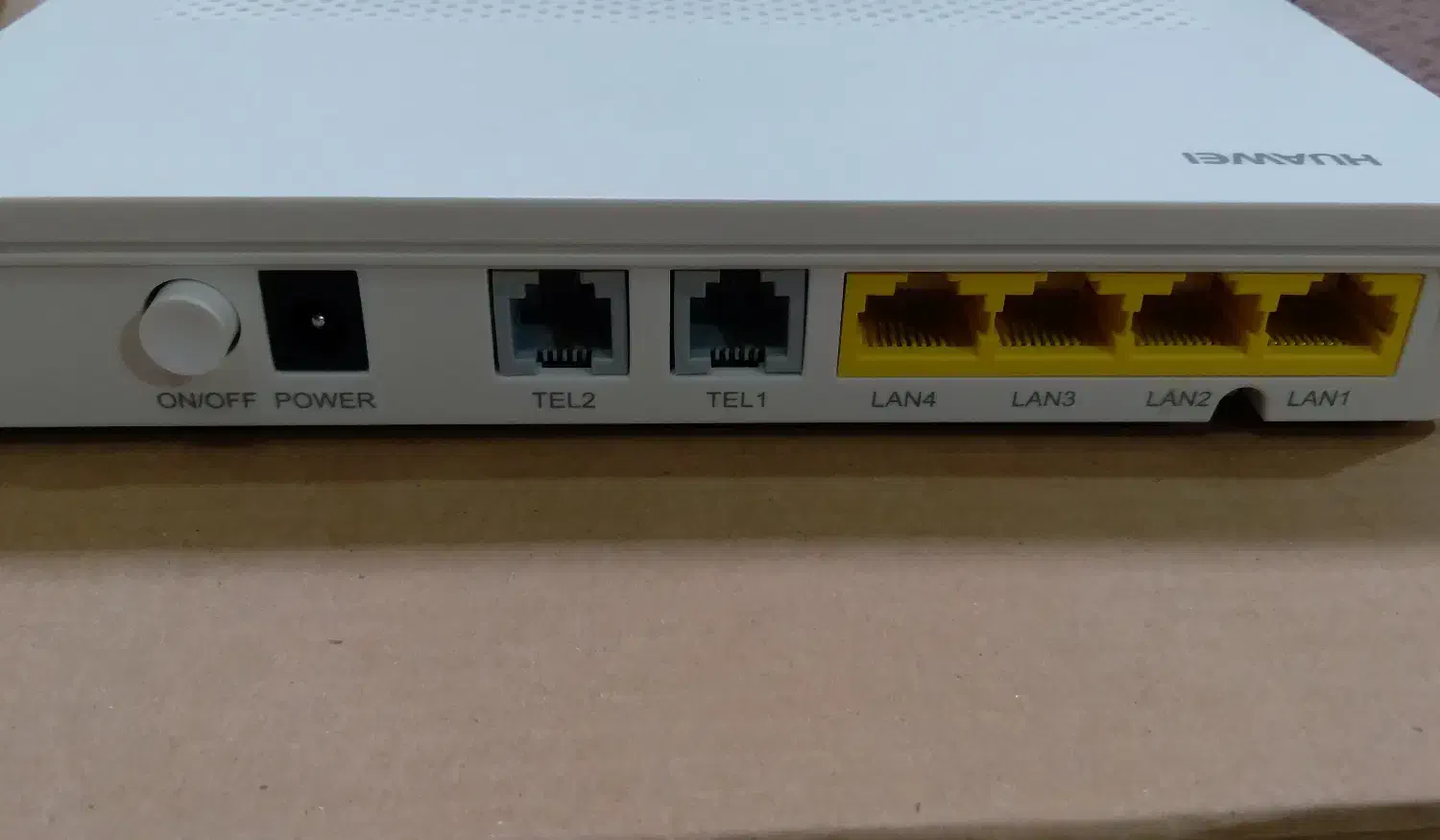 مودم فیبرنوری huawei|مودم و تجهیزات شبکه|قم, سراجه (۱۵ خرداد)|دیوار