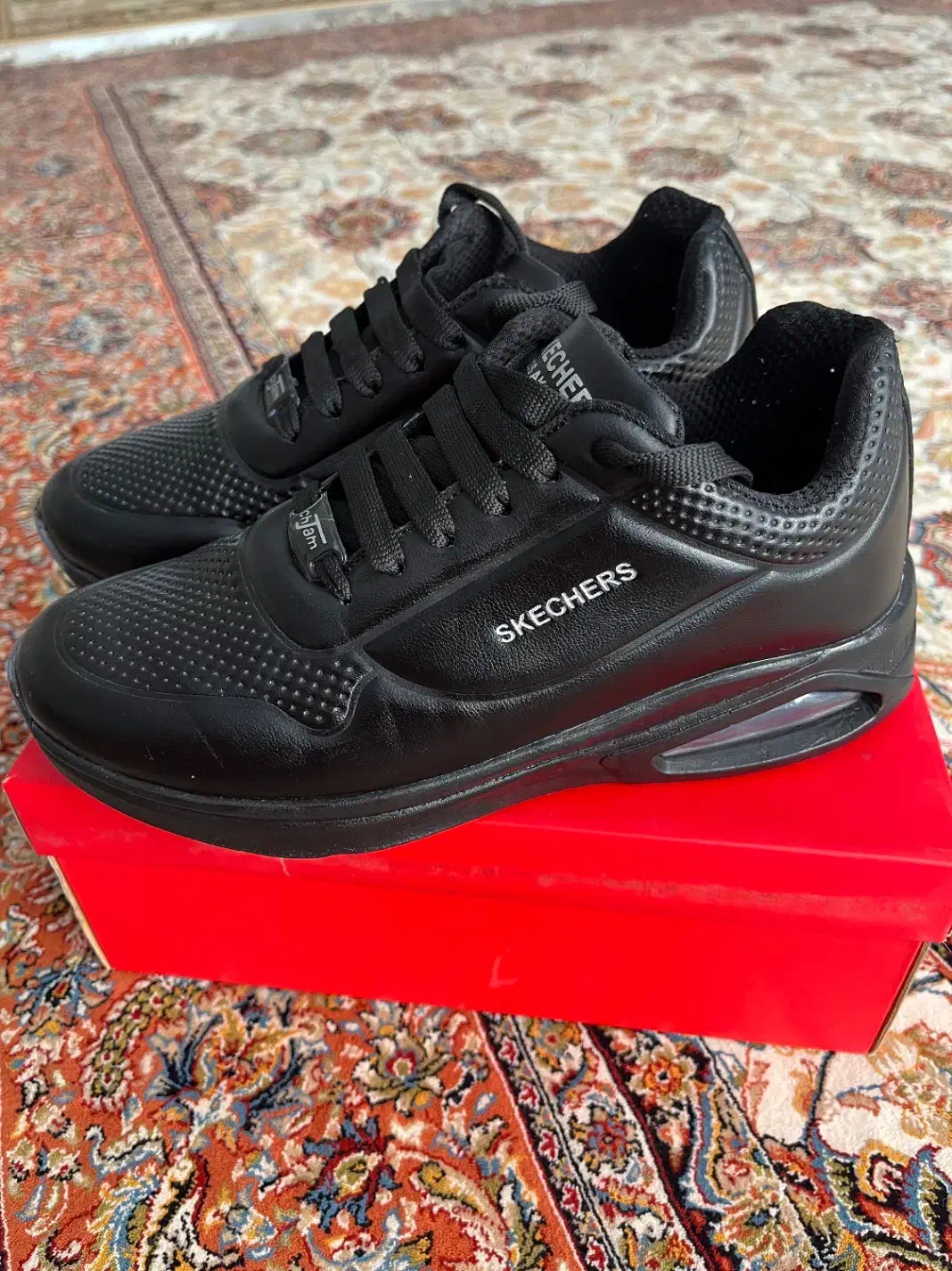 کفش اسکیچرز زنانه سایز ۳۹|کیف، کفش، کمربند|شاهین‌شهر, نظامی|دیوار