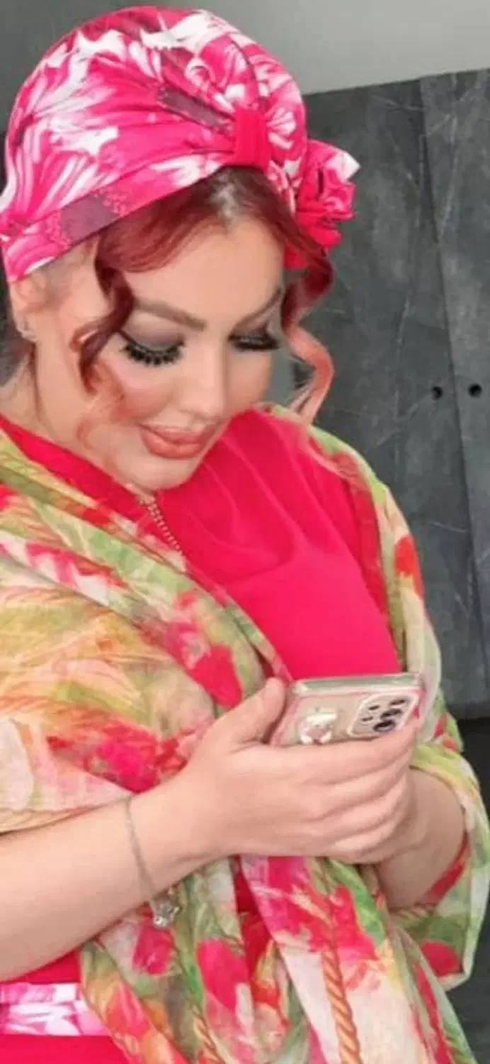 جشنواره میکاپ شینیون رنگ ناخن بافت مژه شیدینگ تتو|خدمات آرایشگری و زیبایی|فردیس, فردیس|دیوار