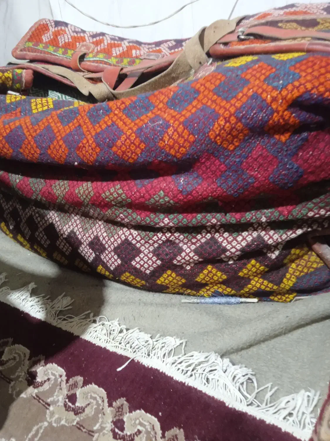 فروش گلیم عشایری با قدمت 50 سال نو تمیز|گلیم، جاجیم، گبه|شهرضا, |دیوار