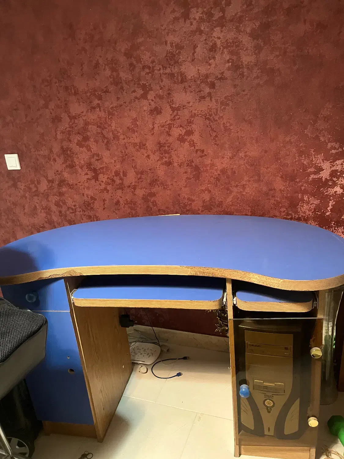 میز تحریر و کامپیوتر|میز تحریر و کامپیوتر|تهران, باغ فیض|دیوار