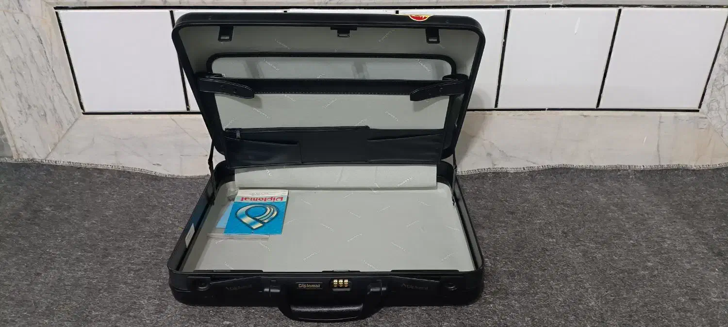 کیف سامسونت دیپلمات، کوله پشتی|کیف، کفش، کمربند|نجفآباد, فاز ۴ شهرک آزادگان|دیوار