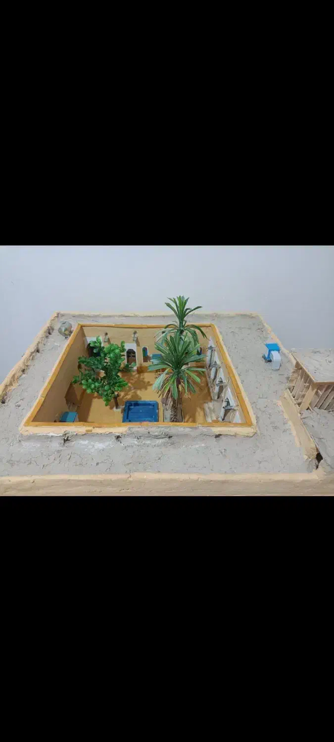 ماکت خانه قدیمی و چراغ نفتی|مجسمه، تندیس، ماکت|بندرعباس, |دیوار