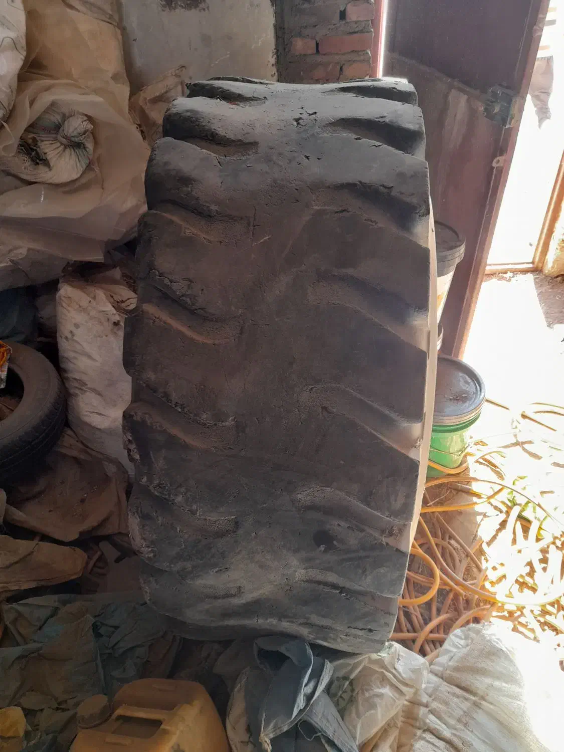 لاستیک‌‌لودر|قطعات یدکی و لوازم جانبی|کرمان, |دیوار