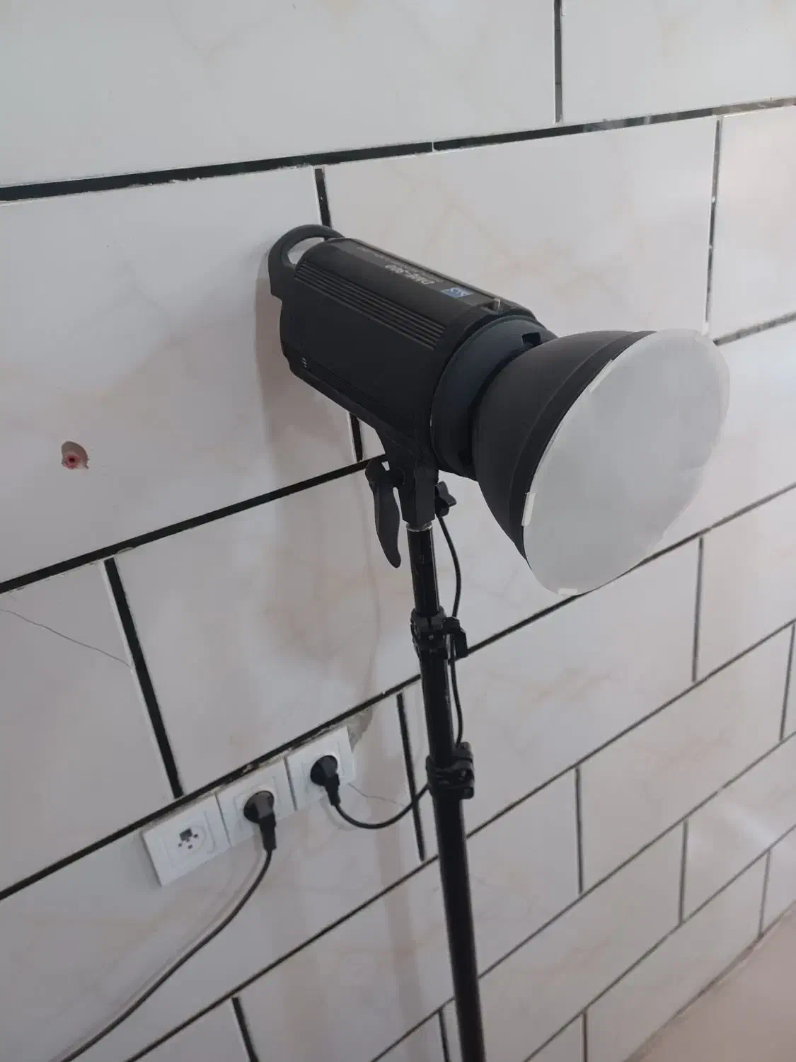 فلاش عکاسی ۳۰۰ ژول و اقلام همراه|دوربین عکاسی و فیلم‌برداری|مینودشت, |دیوار