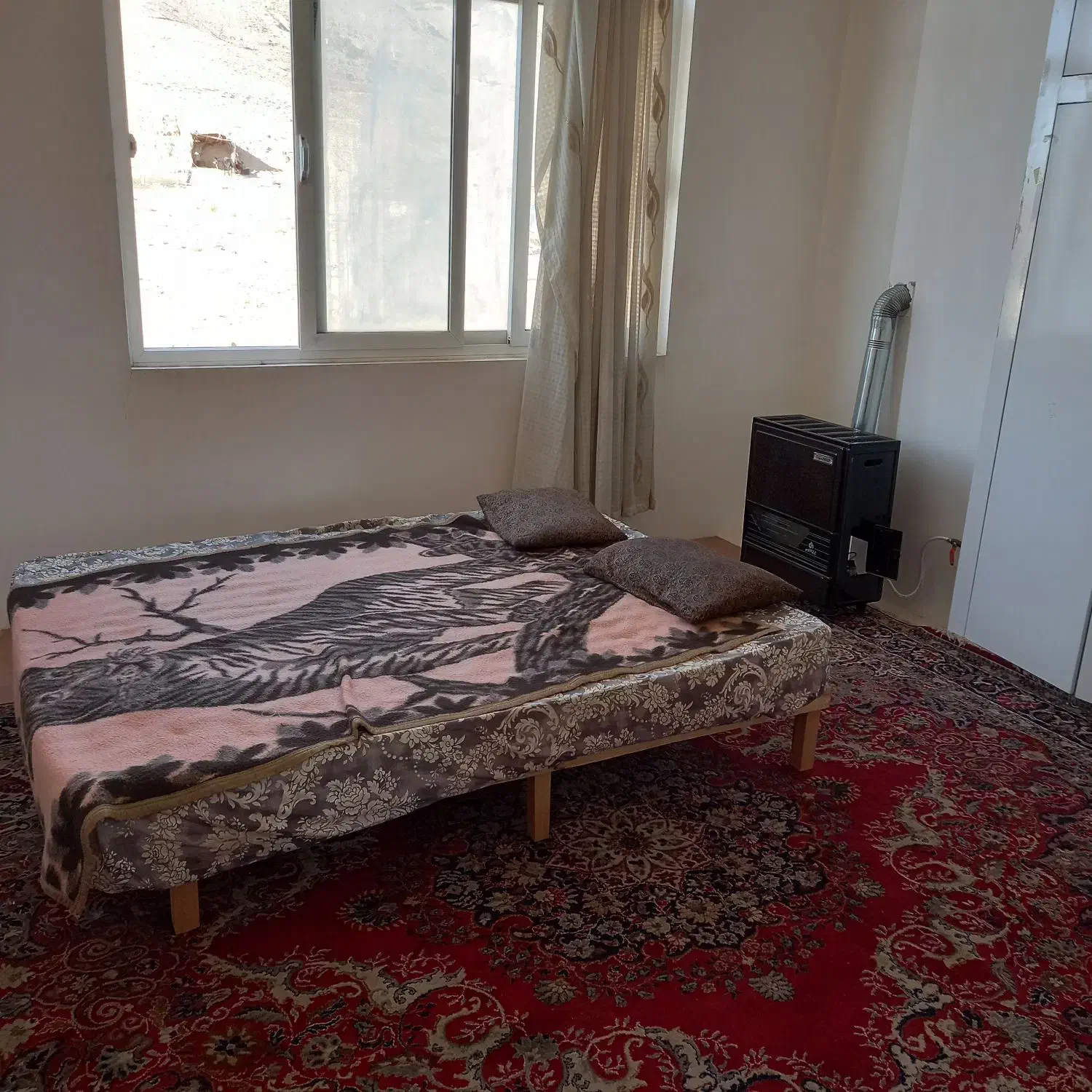 سوئیت اجاره ای درشهر درّود|اجارهٔ کوتاه‌مدت آپارتمان و سوئیت|زبرخان, |دیوار