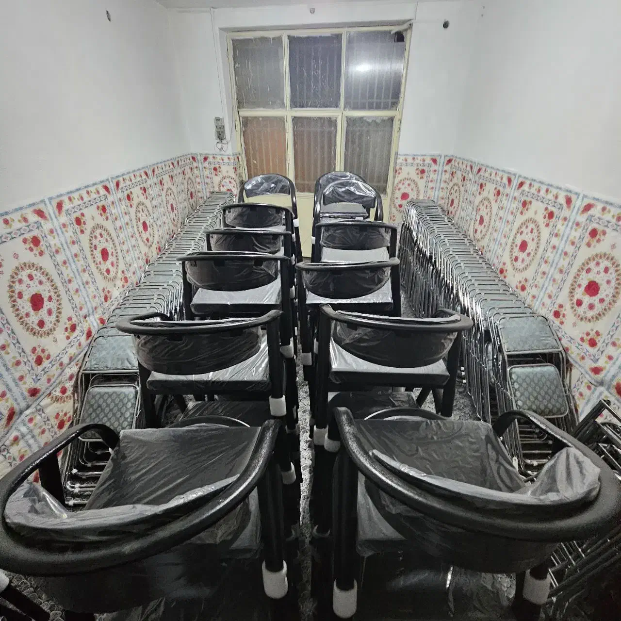 اجاره صندلی تاشو ، سایبان و میز عسلی و نهارخوری|میز و صندلی غذاخوری|زاهدان, |دیوار