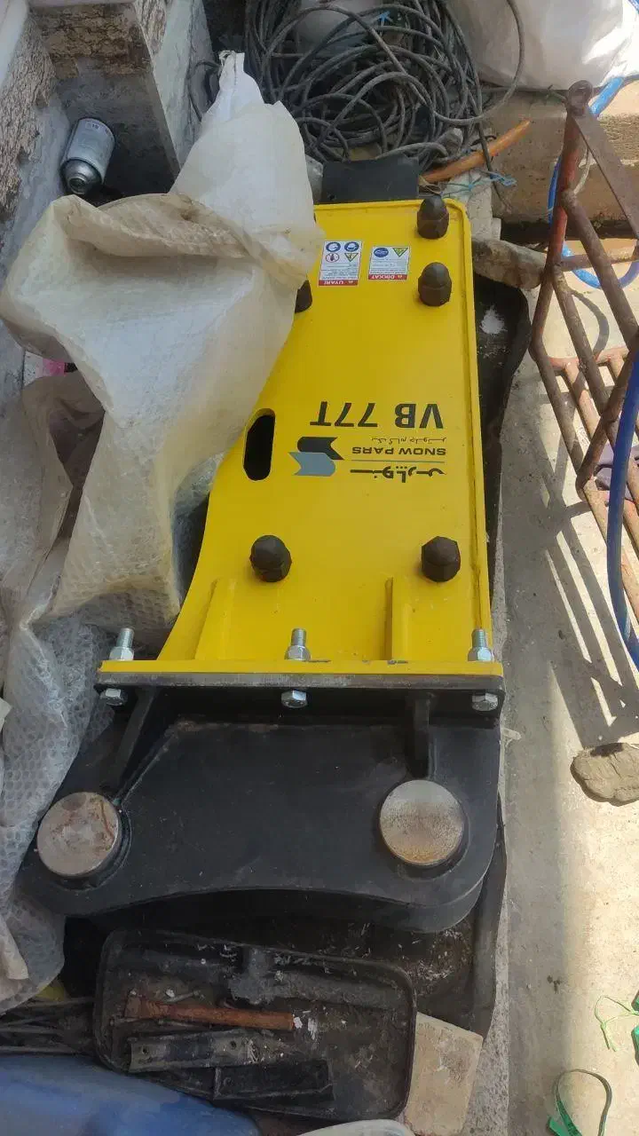 پیکور سنوپارسb500max مینی بیل|قطعات یدکی و لوازم جانبی|موگوئی, |دیوار