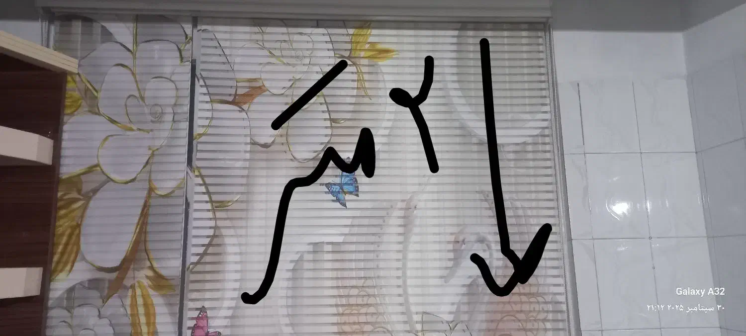 پرده سالم درحد نو.بدون هیچ ایرادی به شرط .|پرده، رانر، رومیزی|قرچک, پارس سرام|دیوار