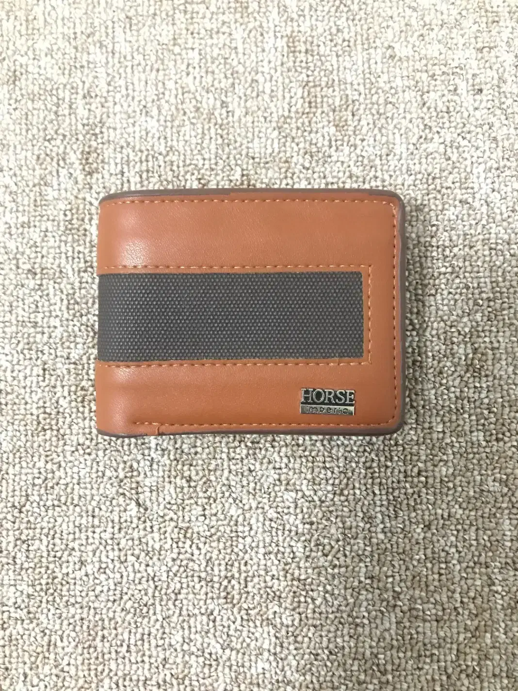 کیف پول نو نو|کیف، کفش، کمربند|اصفهان, سرچشمه|دیوار